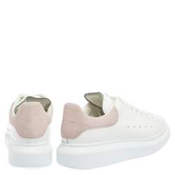 Pre Owned حذاء رياضي أليكساندر ماكوين لاري جلد وسويدي أبيض/ وردي بعنق منخفض مقاس 39 