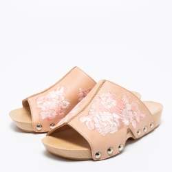 Alexander McQueen Peach Leather Embroidered Wooden Clogs Size 36