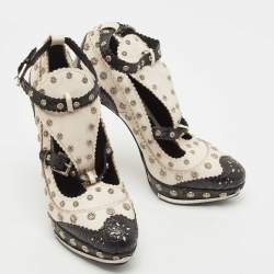 Pre Owned Alexander McQueen Black /White Leather and Croc Embossed Studded Ankle Strap Pumps Size 38.5