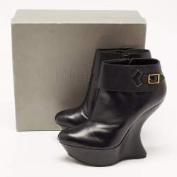Pre Owned Alexander McQueen Black Leather Curved Heel Ankle Length Boots Size 40
