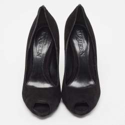 Pre Owned Alexander McQueen Black Suede Knot Detail Peep Toe Pumps Size 39.5