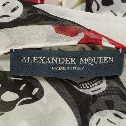 مملوكة مسبقًا وشاح أليكساندر ماكوين حرير طباعة وردة وجمجمة أبيض