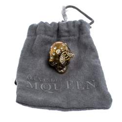 مملوكة مسبقًا  Alexander McQueen Gold Tone Crystal Skull and Bee Cocktail Ring Size EU 54.5