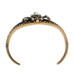 Pre Owned Alexander McQueen Crystal Faux Pearl Gold Tone Spider Open Cuff Bracelet S