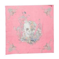 مملوكة مسبقًا Alexander McQueen Coral Pink Floral Skull Print Silk Scarf