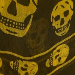 Pre Owned Alexander McQueen Green Skull Print Silk Scarf