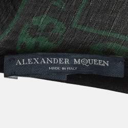 Pre Owned Alexander McQueen Black Skull Print Silk Scarf