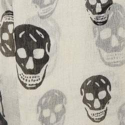 Pre Owned Alexander McQueen White/Black Skull Printed Silk Scarf