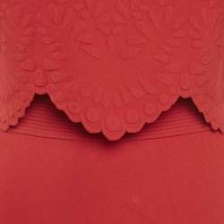 Pre Owned Alexander McQueen Red Textured Stretch Knit Scallop Hem Top and Skirt Set M/XS