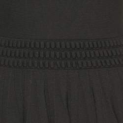 مملوكة مسبقًا Alexander McQueen Black Stretch Knit Flared Top S