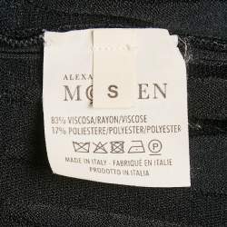 مملوكة مسبقًا Alexander McQueen Black Stretch Knit Flared Top S