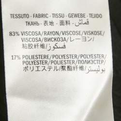 Pre Owned طقم تنورة تريكو مضلع باللونين الأسود والأحمر ألكسندر ماكوين مقاس صغير جدًا