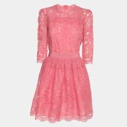 مملوكة مسبقًا فستان أليكساندر ماكوين دانتيل وردي متوسط الطول مقاس صغير (سمول)