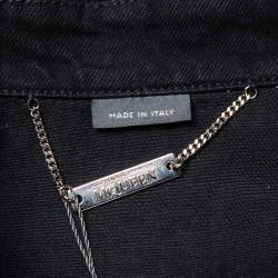 مملوكة مسبقًا جاكيت أليكساندر ماكوين دانتيل مطرز ودنيم أسود تنورة فوقيه مقاس صغير (سمول)