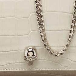 Pre Owned Alexander McQueen White Croc Embossed Leather Small Skull Shoulder Bag
