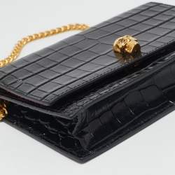 Pre Owned Alexander McQueen Black Croc Embossed Leather Skull Chain Clutch