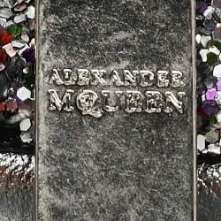 Pre Owned Alexander McQueen Grey Glitter and Leather Mini Heroine Shoulder Bag