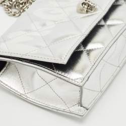 Alexander McQueen Silver Quilted Leather Small Skull Chain Bag 