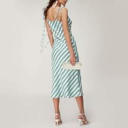 Pre Owned Alexander McQueen Silver Snakeskin Skull Crystals Knuckle Box Clutch