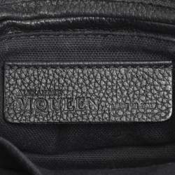 Pre Owned Alexander McQueen Burgundy/Black Pebbled Leather Mini Skull Padlock Zip Tote