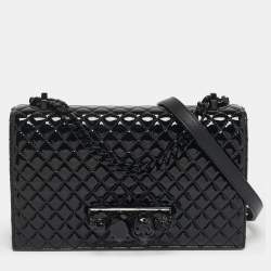 مملوكة مسبقًا Alexander McQueen Black Quilted Patent Leather Four Ring Skull Shoulder Bag