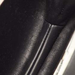 مملوكة مسبقًا حقيبة كلتش أليكسندر ماكوين بوكس جلد أسود