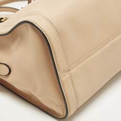 Pre Owned حقيبة ألكسندر ماكوين ساتشيل قفل جمجمة جلد خوخي