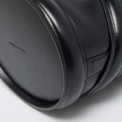 Pre Owned Alexander McQueen The Curve Medium Black Leather Bucket Bag