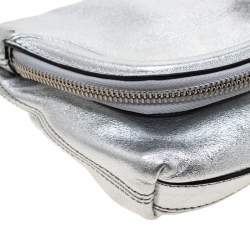 Pre Owned Alexander McQueen Silver Skull Padlock Leather Studded Fold Over Clutch