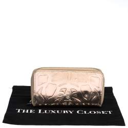 Pre Owned Alexander McQueen Metallic Rose Gold Patent Leather Zip Around Wallet