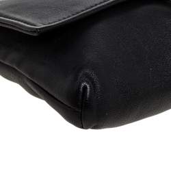 Pre Owned Alexander McQueen Black Leather Skull  Flap Chain Clutch