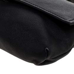 Pre Owned Alexander McQueen Black Leather Skull  Flap Chain Clutch
