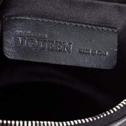 Pre Owned Alexander McQueen Black Leather Skull  Flap Chain Clutch