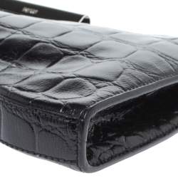 Pre Owned Alexander McQueen Black Croc Embossed Patent Leather Squeeze It Clutch 