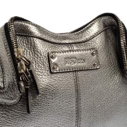 مملوكة مسبقًا Alexander McQueen Metallic Silver Leather Small De Manta Clutch