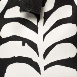 Pre Owned Alexander McQueen Black/White Printed Satin and Leather Medium De Manta Clutch