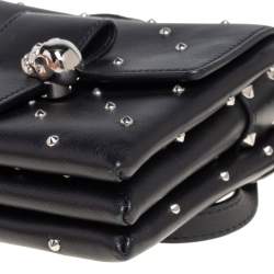 Pre Owned Alexander McQueen Black Leather Twin Skull Studded Crossbody Bag