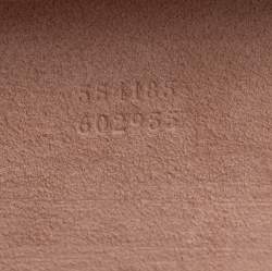 Pre Owned حقيبة كلتش أليكساندر ماكوين عقلة إصبع أربع حلقة جلد أبيض