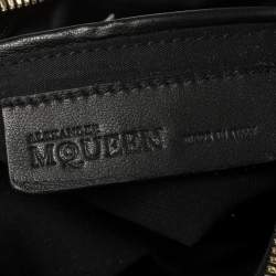 مملوكة مسبقًا Alexander McQueen Multicolor Floral Print Satin Medium De Manta Clutch