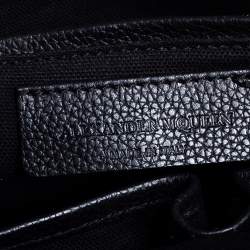 مملوكة مسبقًا حقيبة ألكسندر ماكوين جلد أسود بقفل جمجمة