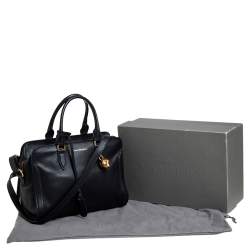 مملوكة مسبقًا حقيبة ألكسندر ماكوين جلد أسود بقفل جمجمة