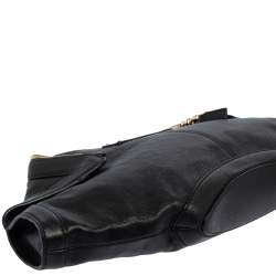 Pre Owned Alexander McQueen Black Leather Medium De Manta Clutch