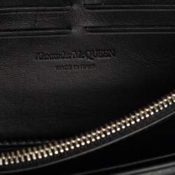 Pre Owned Alexander McQueen Black Leather Skull Continental Wallet On Chain