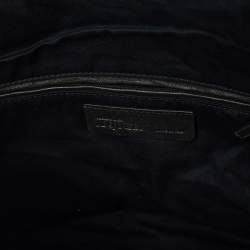 مملوكة مسبقًا Alexander McQueen Black Embroidered Leather Medium De Manta Clutch