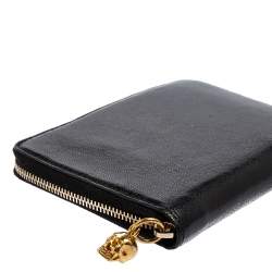 Pre Owned Alexander McQueen Black Leather Skull Zip Around Wallet
