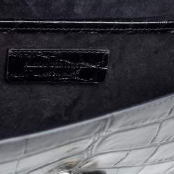 مملوكة مسبقًا Alexander McQueen Black Crocodile Embossed Leather Heart Lock Clutch
