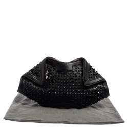 مملوكة مسبقًا Alexander McQueen Black Leather Medium De Manta Studded Clutch