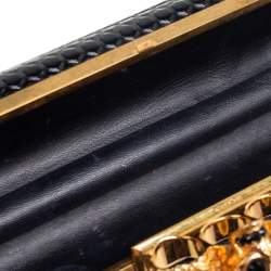 مملوكة مسبقًا Alexander McQueen Black Patent Leather Skull Knuckle Box Clutch