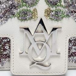 Pre Owned Alexander McQueen White Leather Embellished Insignia Chain Bag