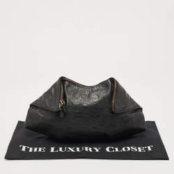 Pre Owned Alexander McQueen Black Skull Embossed Leather Medium De Manta Clutch